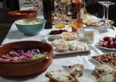 Allant Vers, Café et bar